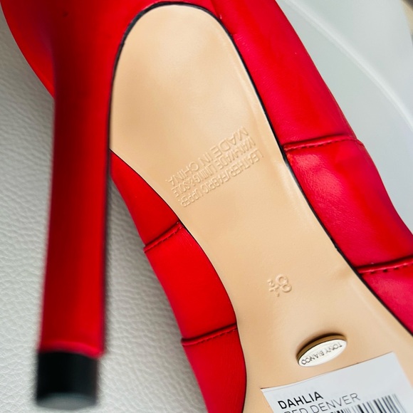 New!Tony Bianco DAHLIA
OVER THE KNEE LEATHER + FABRIC STRETCH BOOT
RED Size 8.5 - Picture 12 of 15